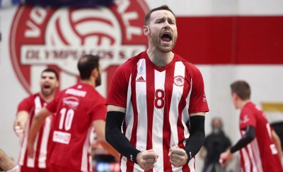 Εγώ θα σε «καρφώνω» και εσύ θα προσκυνάς!