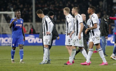 Με 50-50, έχει μόνο «κάρφωμα»...