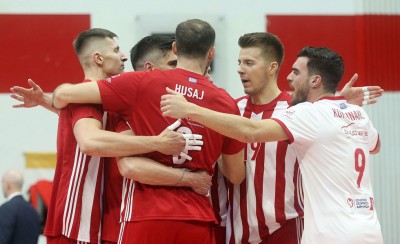 Όλα για το «κάρφωμα» και το προβάδισμα τίτλου!