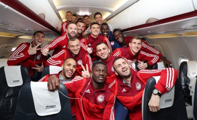 Οι πανηγυρικές εικόνες μέσα από το αεροπλάνο