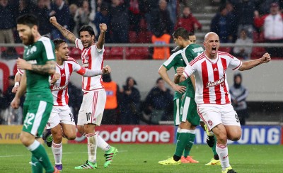 Καλώς τα παιδιά με «κάρφωμα»! (photos, video)