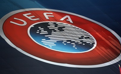 Η UEFA βάζει την «παύλα» τους στο... συρτάρι