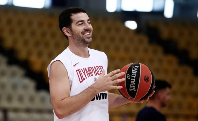 Επικό βίντεο: Ο Ρότσεστι έγινε... μωρό!