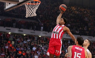 Έτσι «γαζώνει» ο Πειραιάς!!!