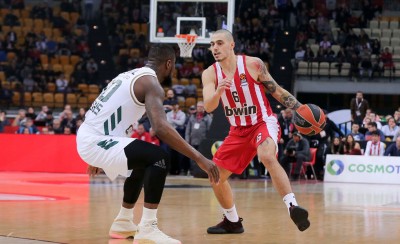 Ο Κόνιαρης, ο Σπανούλης και ο... Φλας!