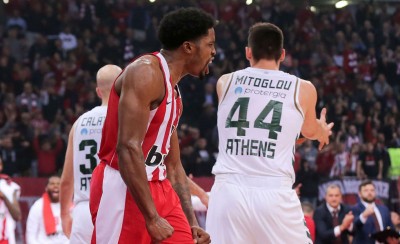 Μυθική εμφάνιση από τον «καρυδάτο» ΜακΚίσικ!