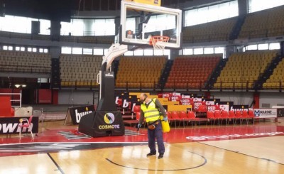 Ψεκασμός και απολύμανση στο ΣΕΦ (photos)