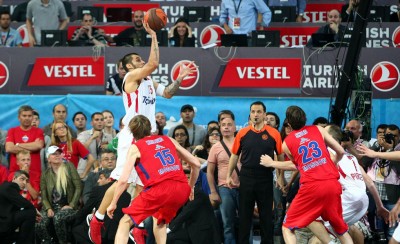 Κορυφαίο -νικητήριο- σουτ της 10ετίας το «πεταχτάρι» του Πρίντεζη (video)