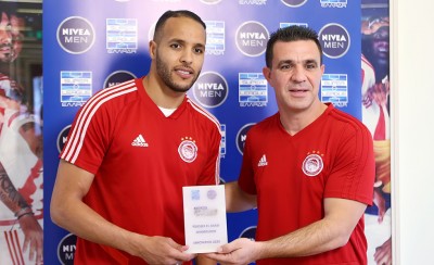 «Ευχαριστώ τους συμπαίκτες μου» (video)