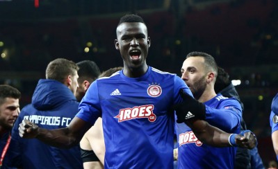 Κορυφαίες ομάδες της Premier League στα πόδια του Μπα!