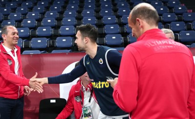 Έγινε η συνάντηση Αγγελόπουλων-Σλούκα