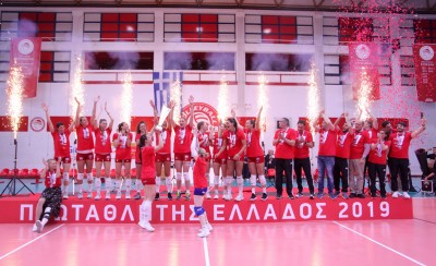 Έβδομο σερί πρωτάθλημα και νταμπλ! (photo)