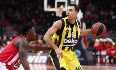 Ιταλός δημοσιογράφος για Ολυμπιακό-Σλούκα!