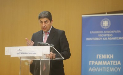 «Αδιαφορείς για τα συμφέροντα και τις «σειρήνες», δεν επηρεάζεσαι από ορισμένα ΜΜΕ»