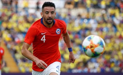 «Ολυμπιακός, Πάρμα και Ρίβερ για Ίσλα»