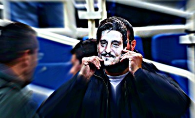 Θύρα 13 για dpg: «Είσαι ένας κλόουν. Κάνεις με επιτυχία το ΡΟΥΦΙΑΝΟ»