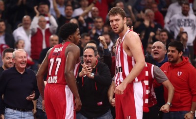 «Θέμα χρόνου να υπογράψει ο Βεζένκοβ»