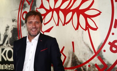 «Τιμώ την πατρίδα μας με τη δουλειά μου στο εξωτερικό»