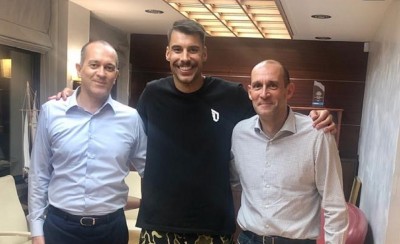 Στο Λιμάνι της καρδιάς του και του χρόνου ο Πρίντεζης!