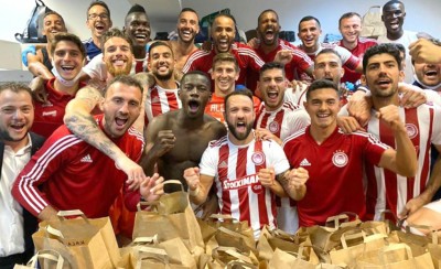 Έξαλλοι πανηγυρισμοί και... τρέλα στα αποδυτήρια (video, photos)