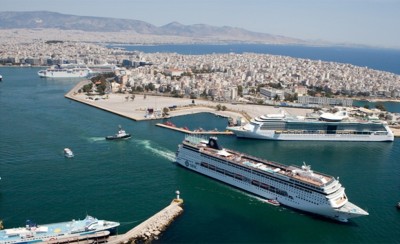 Εσείς, ξέρετε πόσο βάθος έχει το Λιμάνι του Πειραιά; (photo)