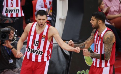 Αντίστροφα για τα αποκαλυπτήρια της νέας φανέλας (photo)