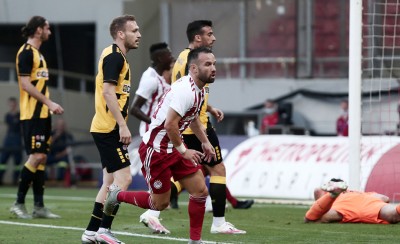 Έλα να παίξουμε και μη φοβάσαι!