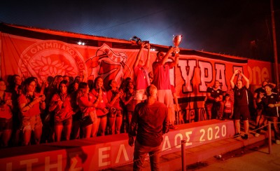 Υπερκούπωση και αποθέωση (video)