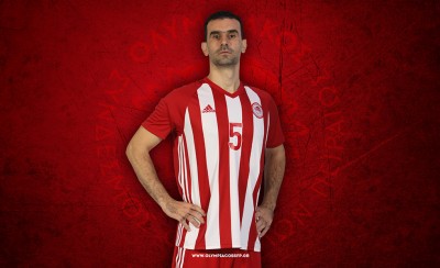 Νέο συμβόλαιο ο Στιβαχτής