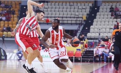 «Μακάρι να έρθουν στο γήπεδο και να μας υποστηρίξουν» (video)