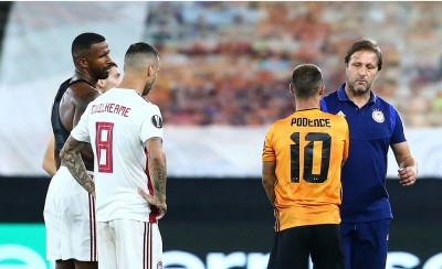  Η αγάπη του Ποντένσε για τον Θρύλο (photos)