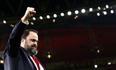 Οι άντρες δεν μιλούν πολύ…