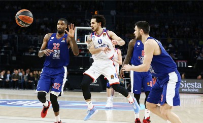 «Ευχόμαστε στον Κώστα περαστικά» (photo)