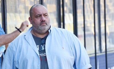 Ξεφτίλισε ο Καραπαπάς τους... μυαλοπώληδες (photo)