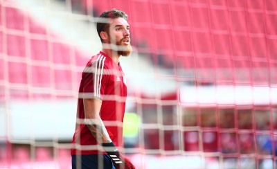 «Περαστικά, σε περιμένουμε γρήγορα κοντά μας» (photo)