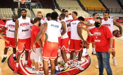 Τα νούμερα των παικτών μας στο μπάσκετ (photos)