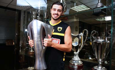 Άλλο τρόπαιο υπήρχε αν του έπεφτε αυτό; (photo)