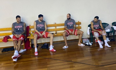 Η παρέα έσμιξε ξανά (photo)