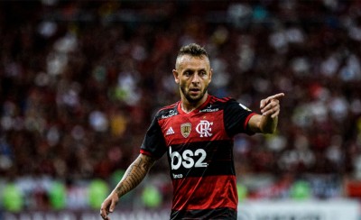 «Χτυπάει» παντού και αναμένονται εξελίξεις