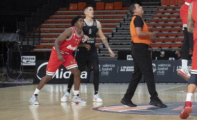 Στην κορυφή το κάρφωμα του ΜακΚίσικ (video)