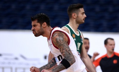 Εγώ θα σε νικάω και εσύ θα προσκυνάς