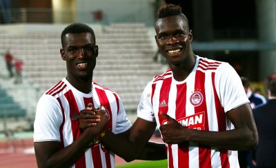 Αποθέωση της «Record» για την άμυνα!