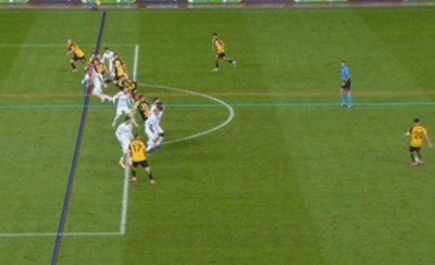 Οι γραμμές βγάζουν μάτια, γελάει ο κόσμος με Κλάτενμπεργκ