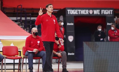 «Χάσαμε ένα παιχνίδι από τον κορονοϊό, άλλοι χάνουν ανθρώπους»