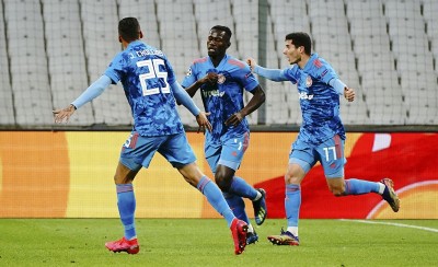 Ψηφίστε στην UEFA την γκολάρα του Καμαρά!