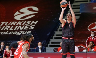Καθοριστικός και ο Λαρεντζάκης στο Βελιγράδι
