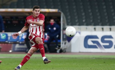 Ο Βρουσάι κρατάει το θέμα του εξτρέμ