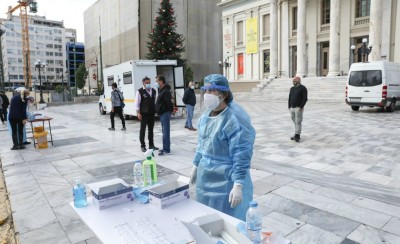 Κορονοϊός: 693 νέα κρούσματα και 85 θάνατοι – Στους 552 οι διασωληνωμένοι