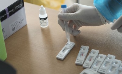 Κορονοϊός : 916 νέα κρούσματα και 96 θάνατοι