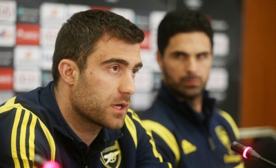 «Προσφορά του Ολυμπιακού για Παπασταθόπουλο»